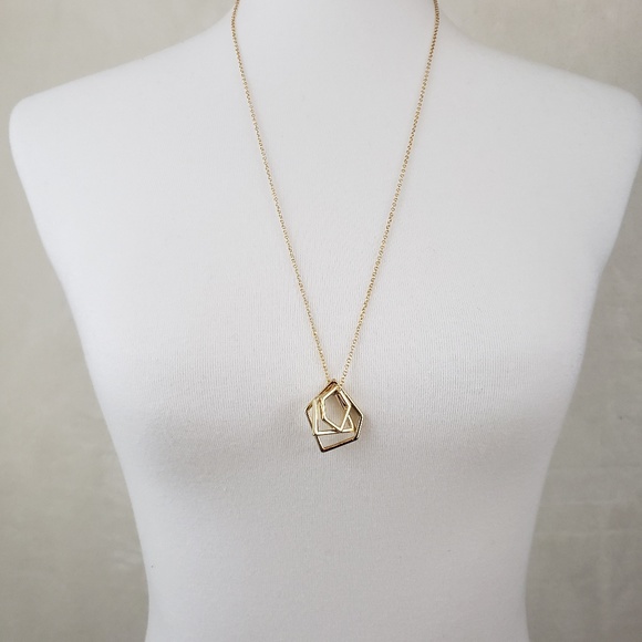 🖤 Geometric Necklace - Picture 4 of 4